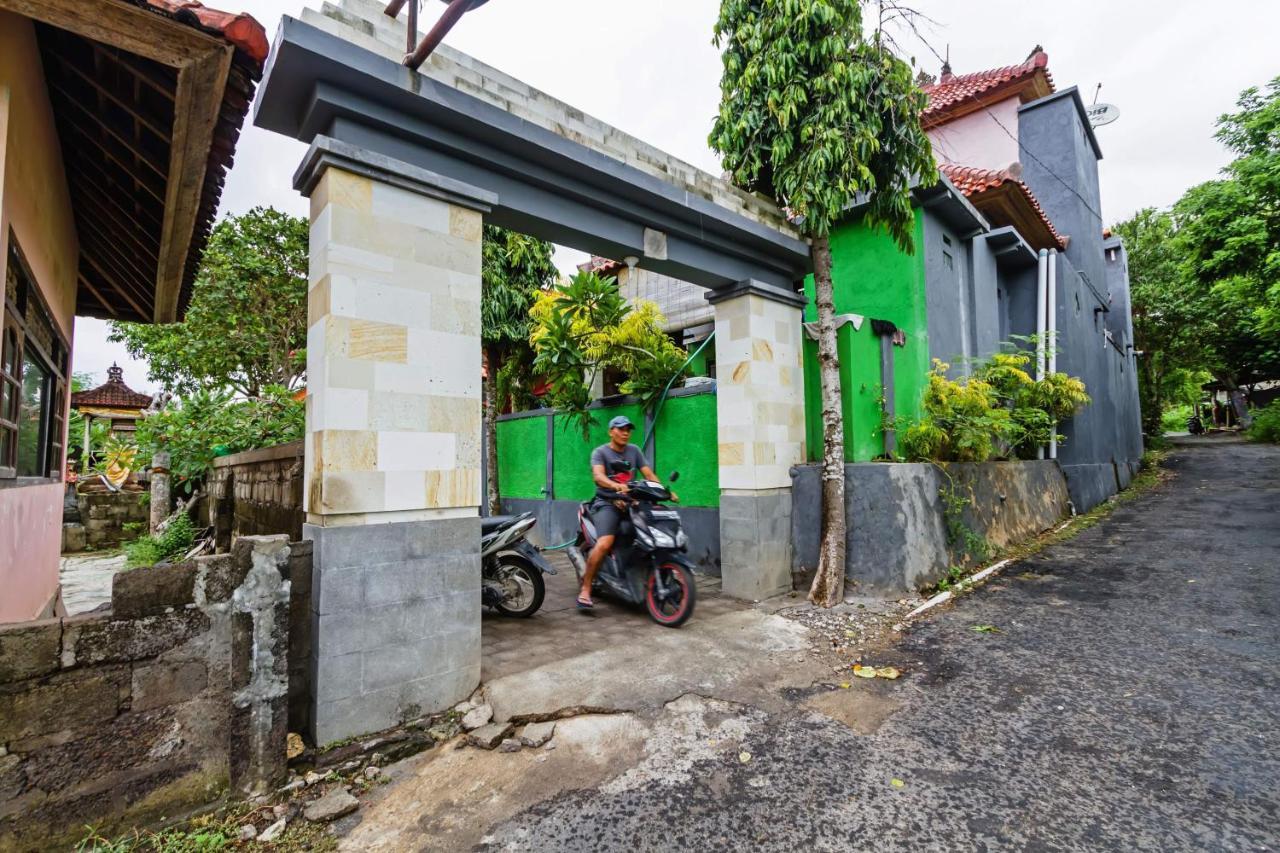 Lembongan Hostel Nusa Lembongan Exterior photo